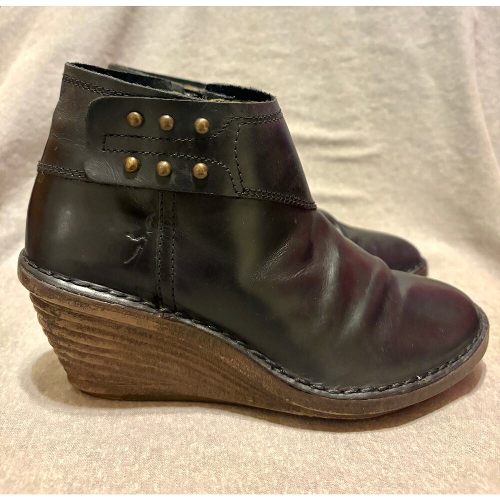 Fly London EU 37 (US 6.5-7) Black Leather Wedge Women’s Ankle Boots Side Zip